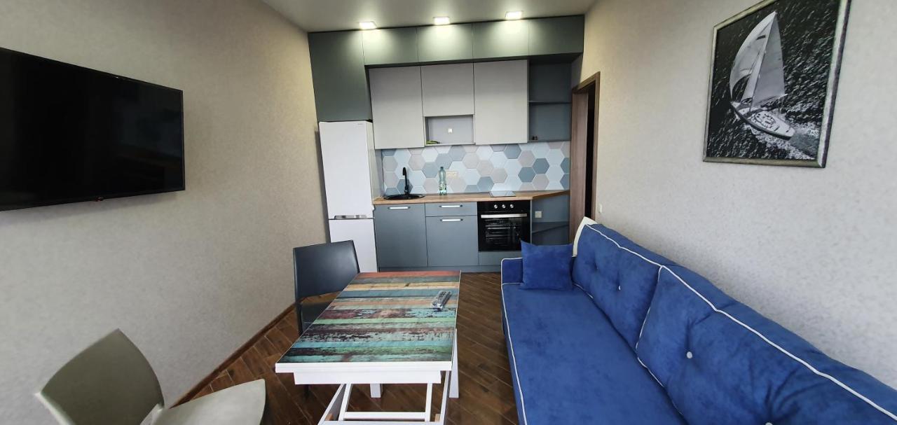 Apartments with the sea view オデッサ エクステリア 写真